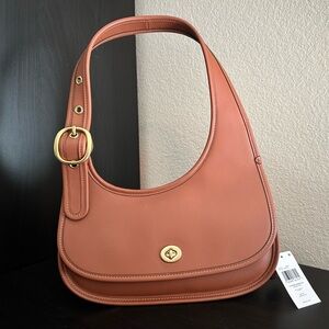 NWT Coach Cashin Carry Crescent in 1941 Saddle